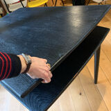 Table scandinave noire