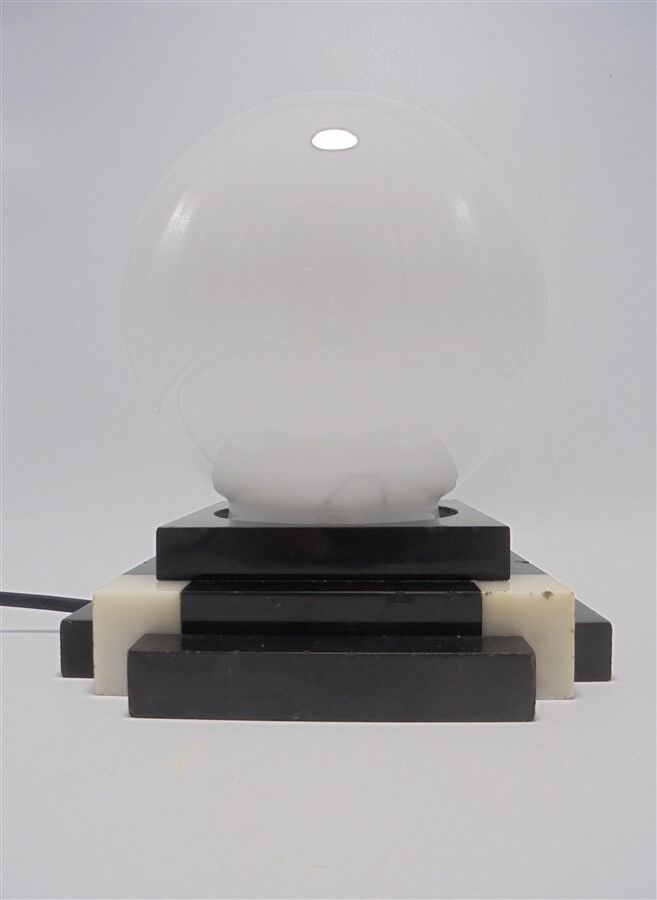 Art Deco lamp