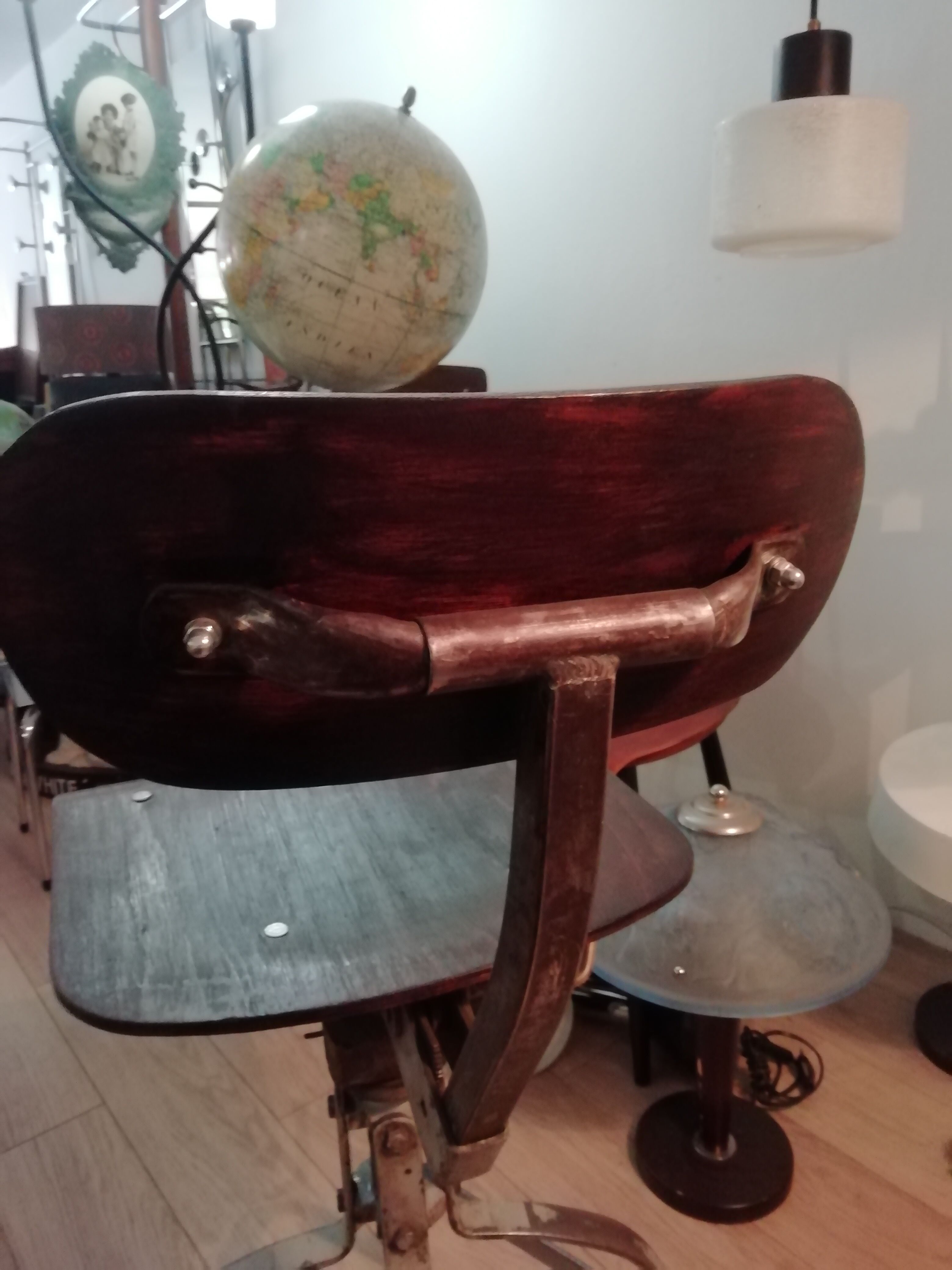 Workshop chair "bienaise"