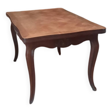 Extendable table