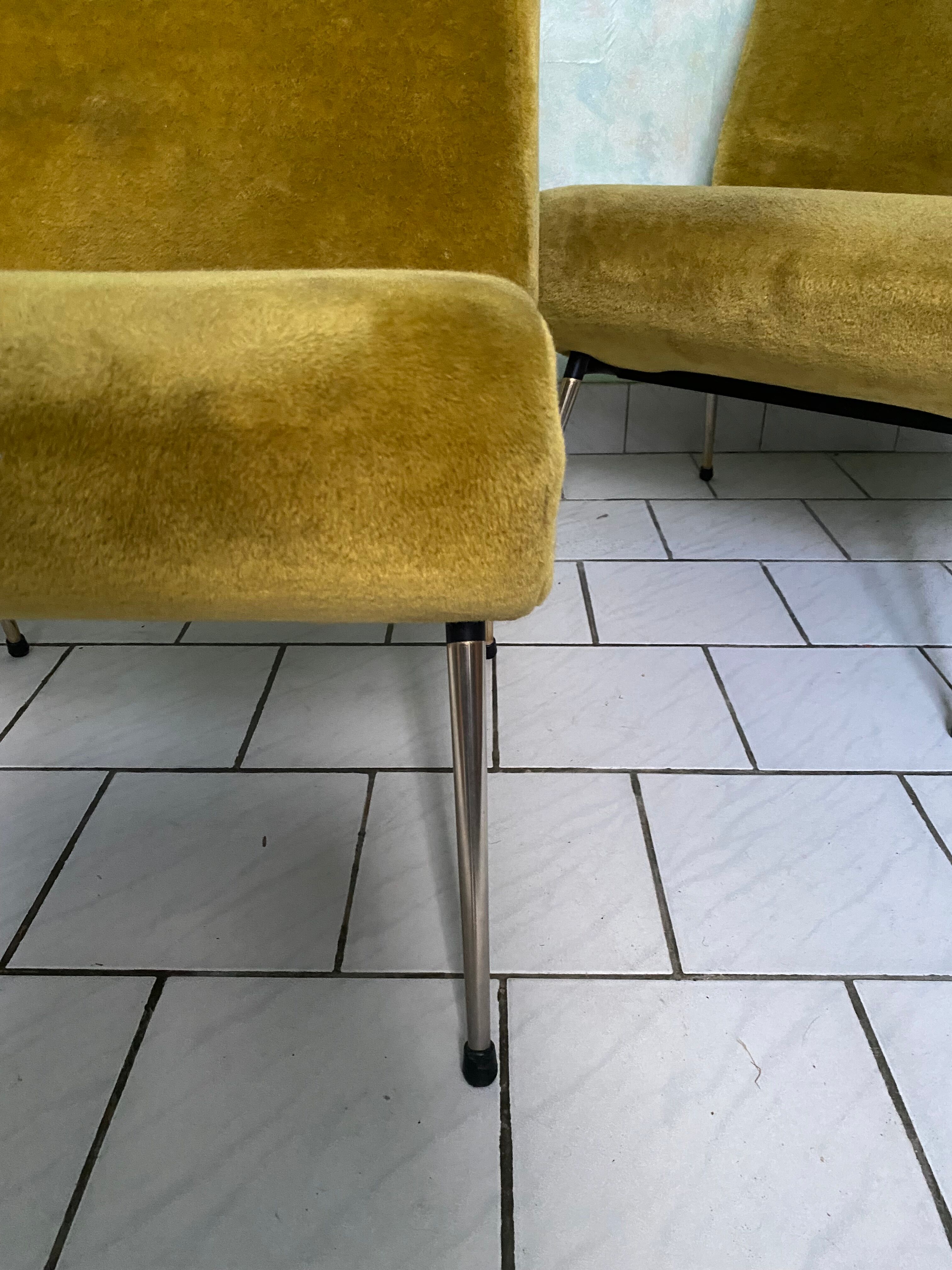 Suite of three armchairs pelfran model kiss