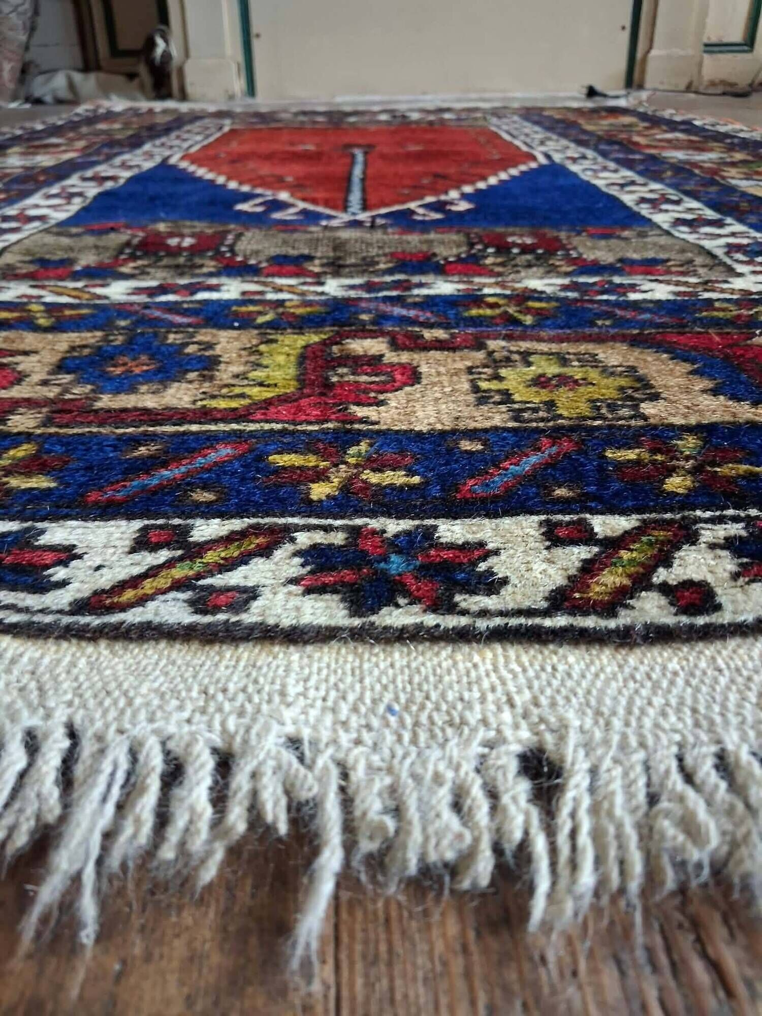 Handmade Anatolian carpet Yahyahli 176x112cm