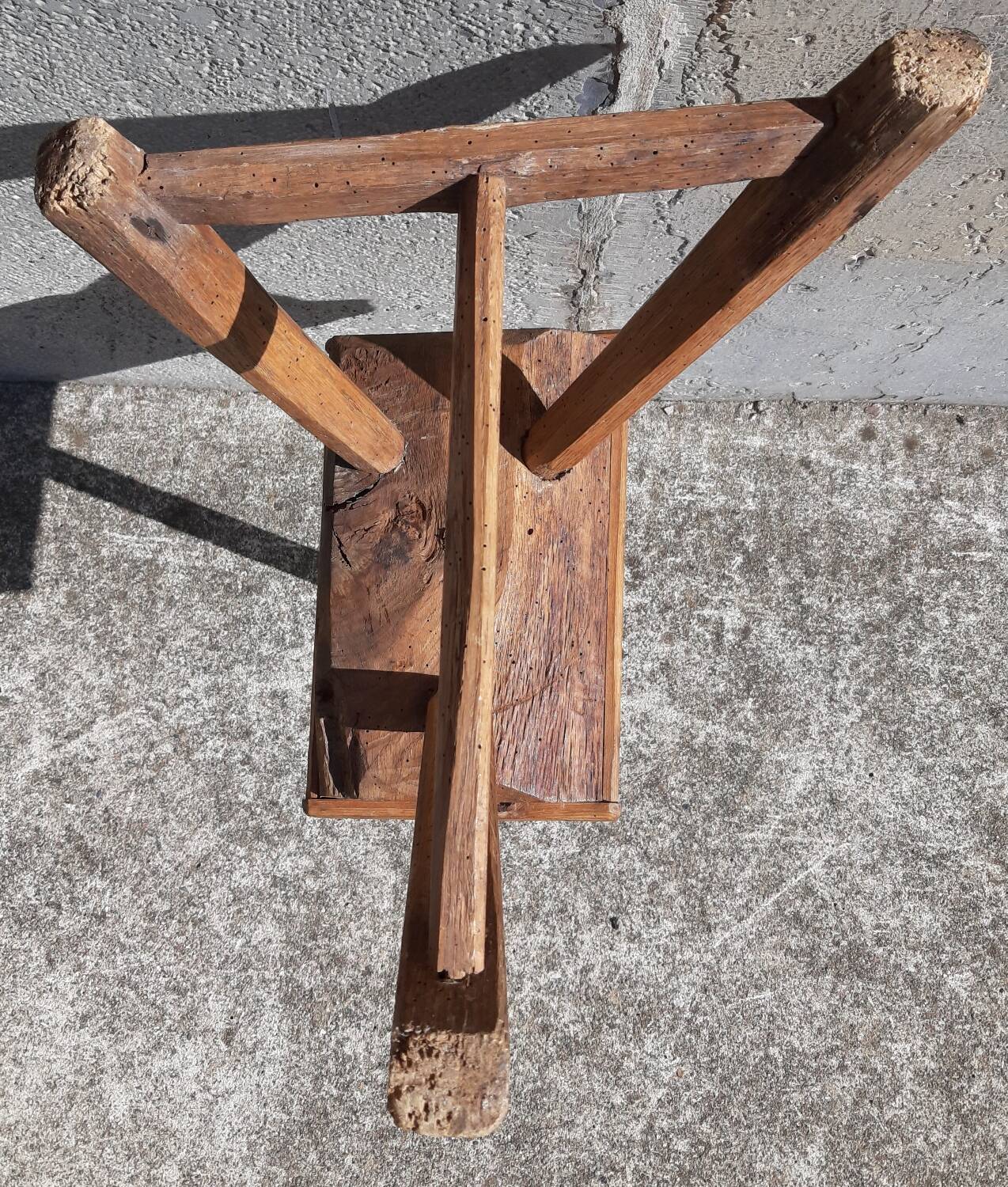Tripode en bois massif