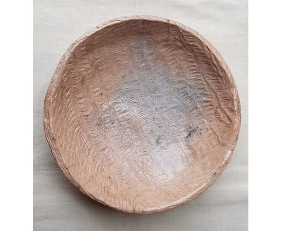 Empty pocket in ceramic