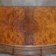 Commode Victorienne Tardive en Bois Dur Pieds Griffe et Boule
