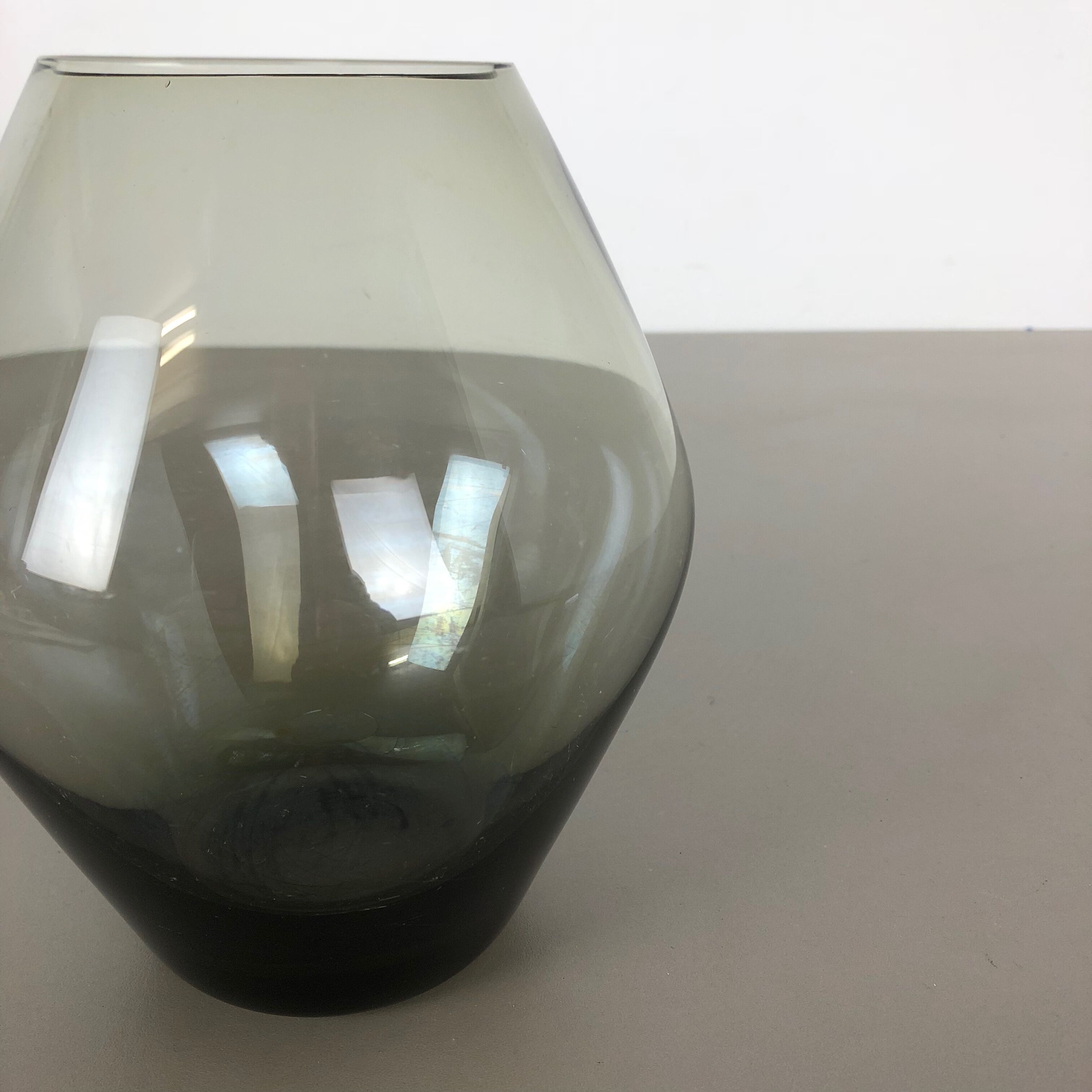 Vintage 1960s turmalin vase by Wilhelm Wagenfeld for WMF, Germany