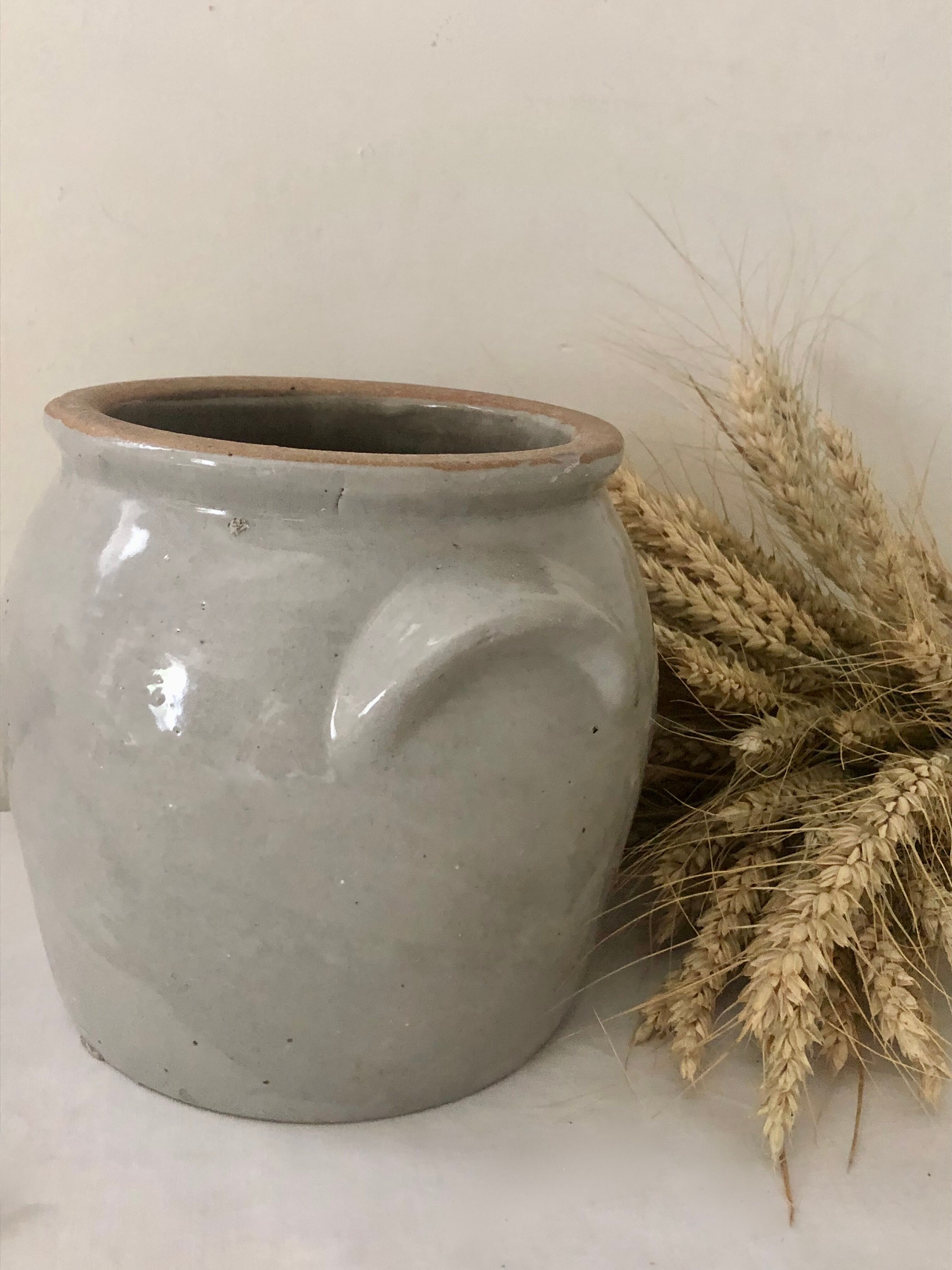 Glazed grey sandstone pot