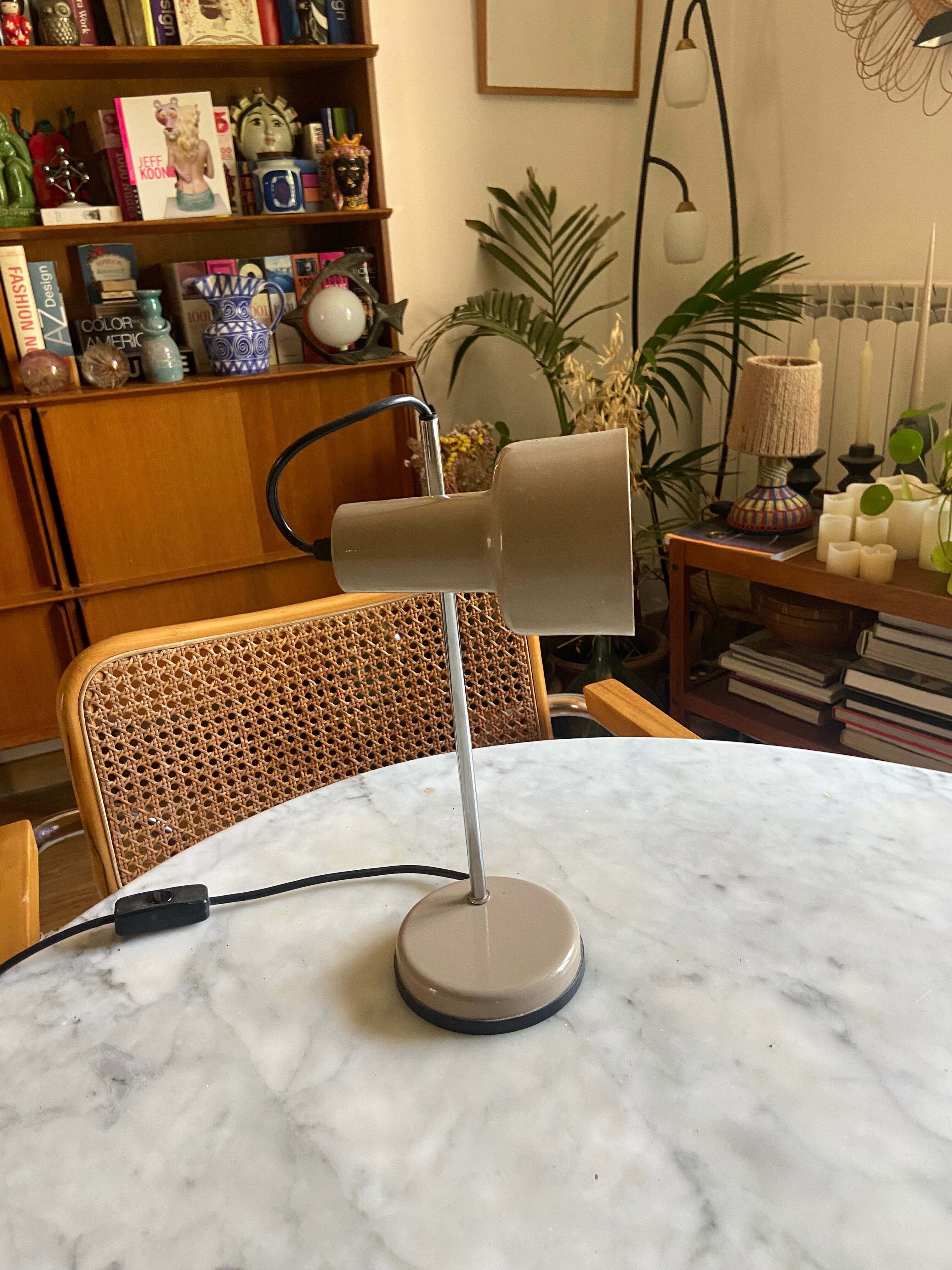 Vintage desk lamp