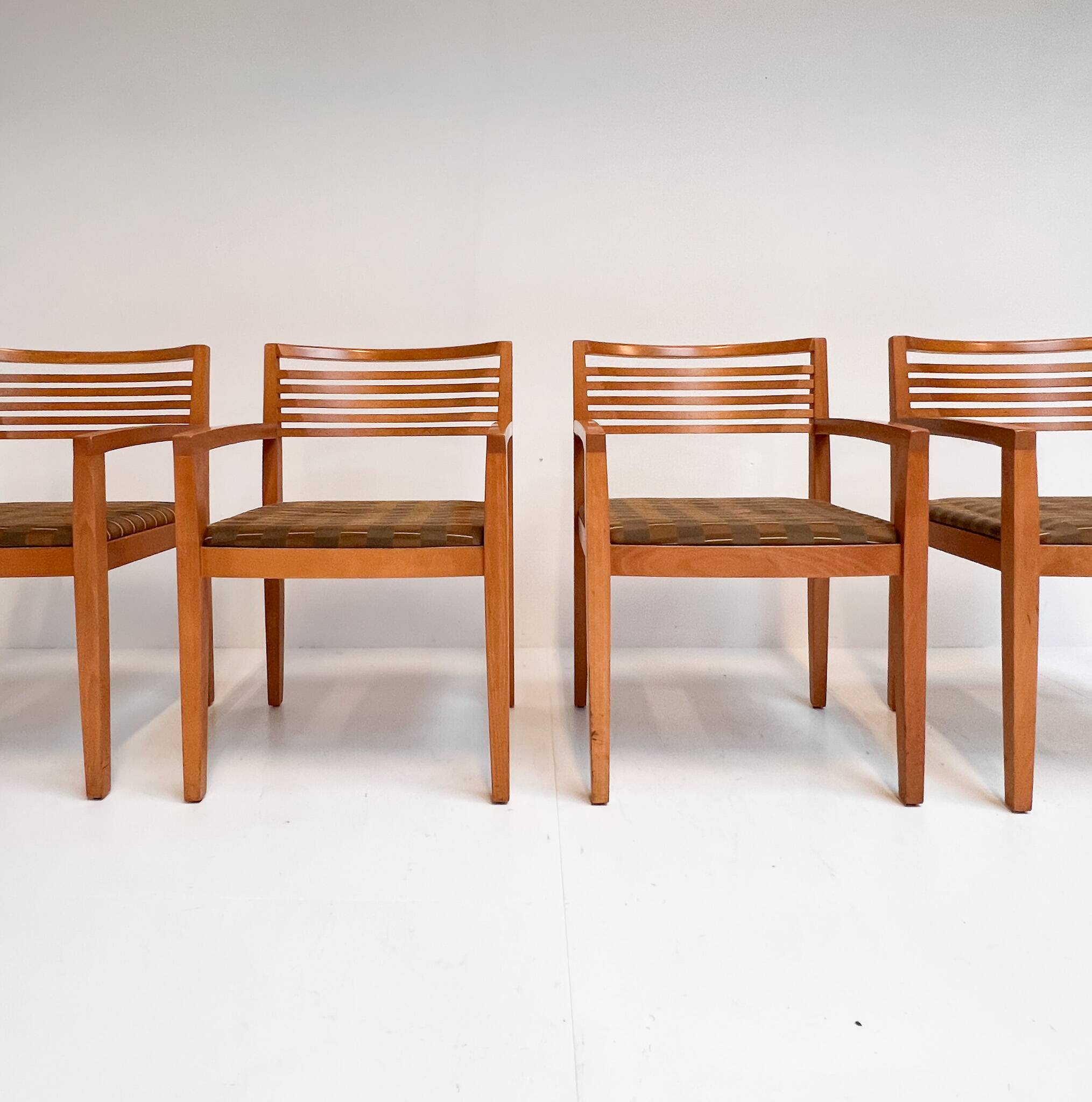 Set of 4 Riccio chairs by Ricchio for Knoll, 1980s