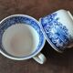 Set of 2 England cups and saucer