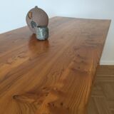 Table repas en orme massif de Charlotte Perriand pour "Les Arcs"