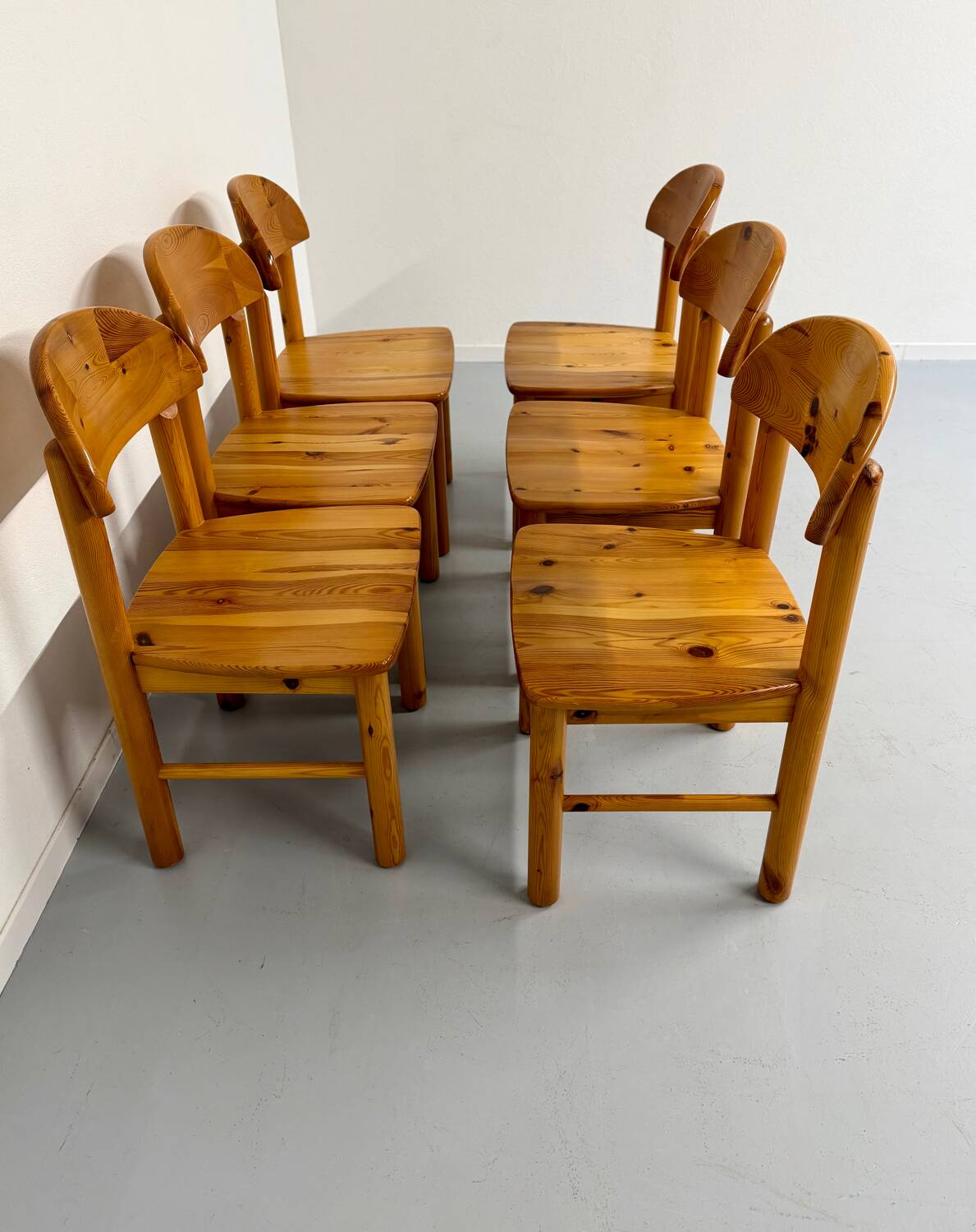 Set of 6 solid pine chairs, Scandinavian design, Reiner Daumiller