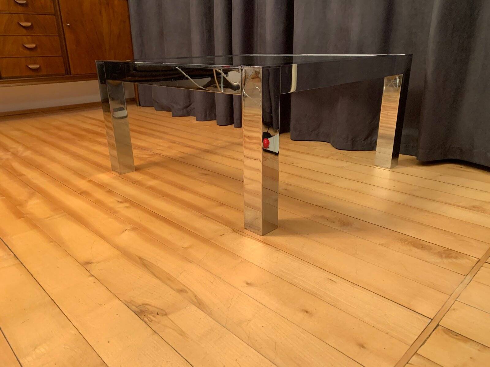 Table basse en chrome et en verre, Italie, années 1960