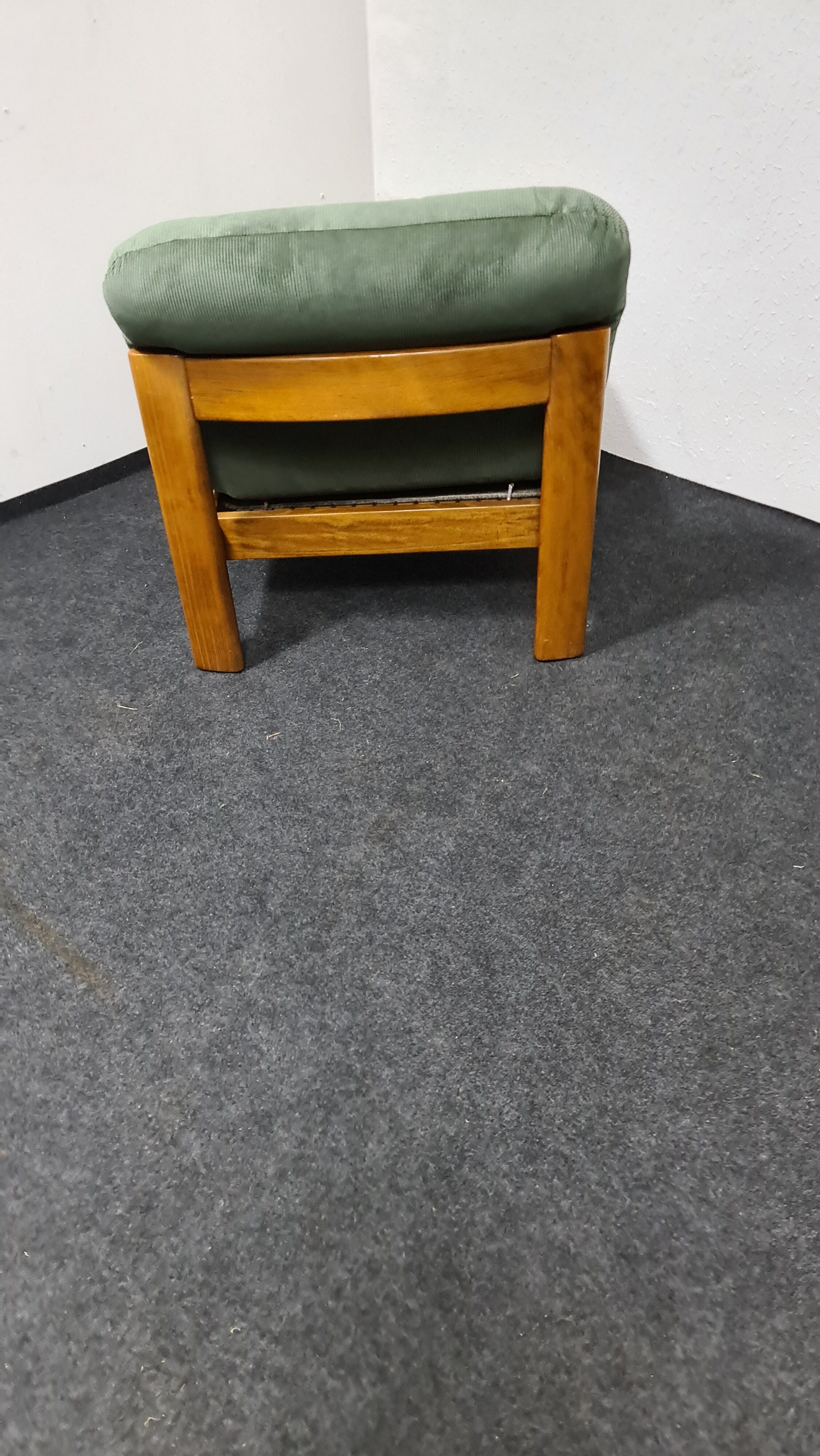 Vintage lounge chair