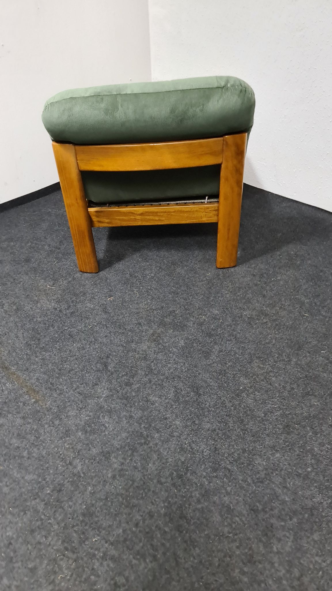 Vintage lounge chair