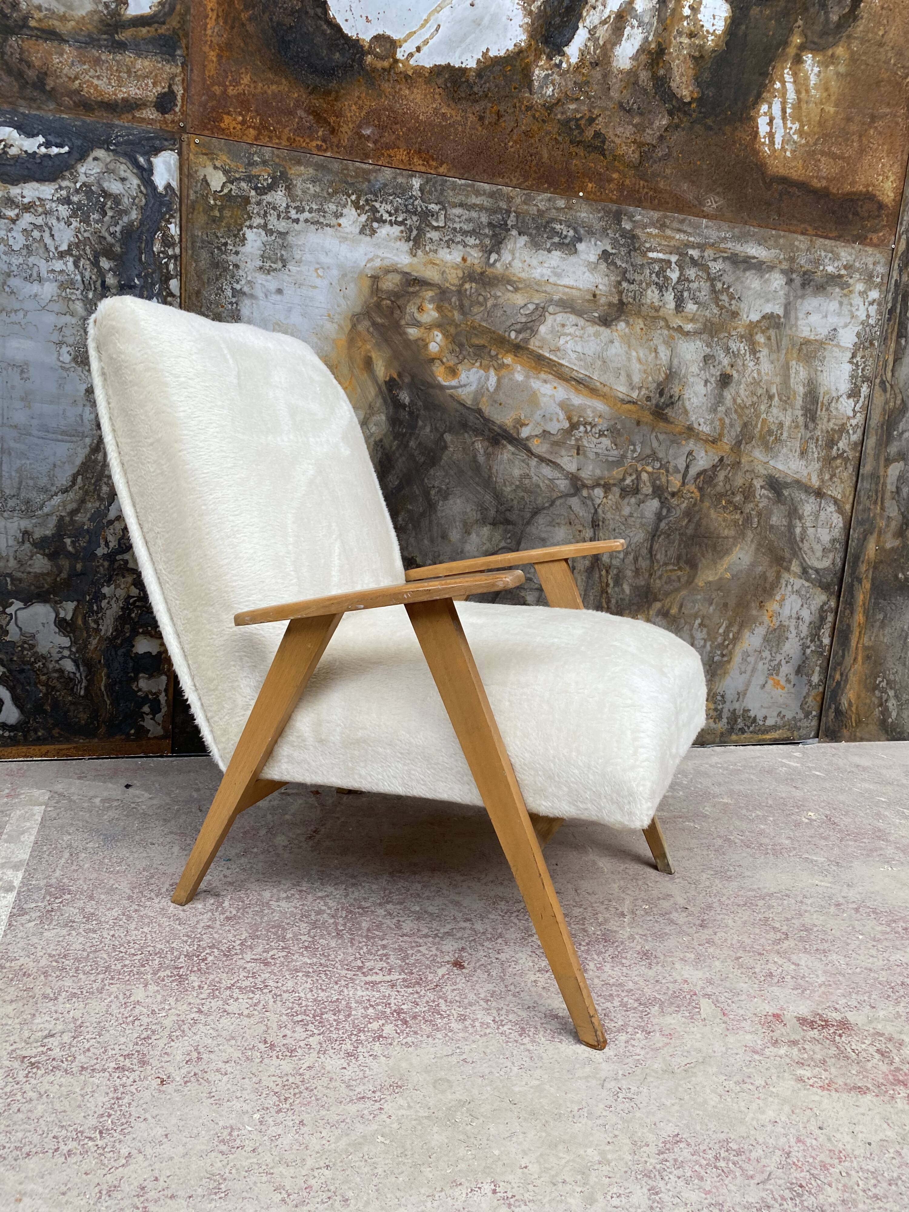 Scandinavian armchair compass feet