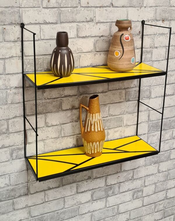 Etagere style string 1960 motif geometrique