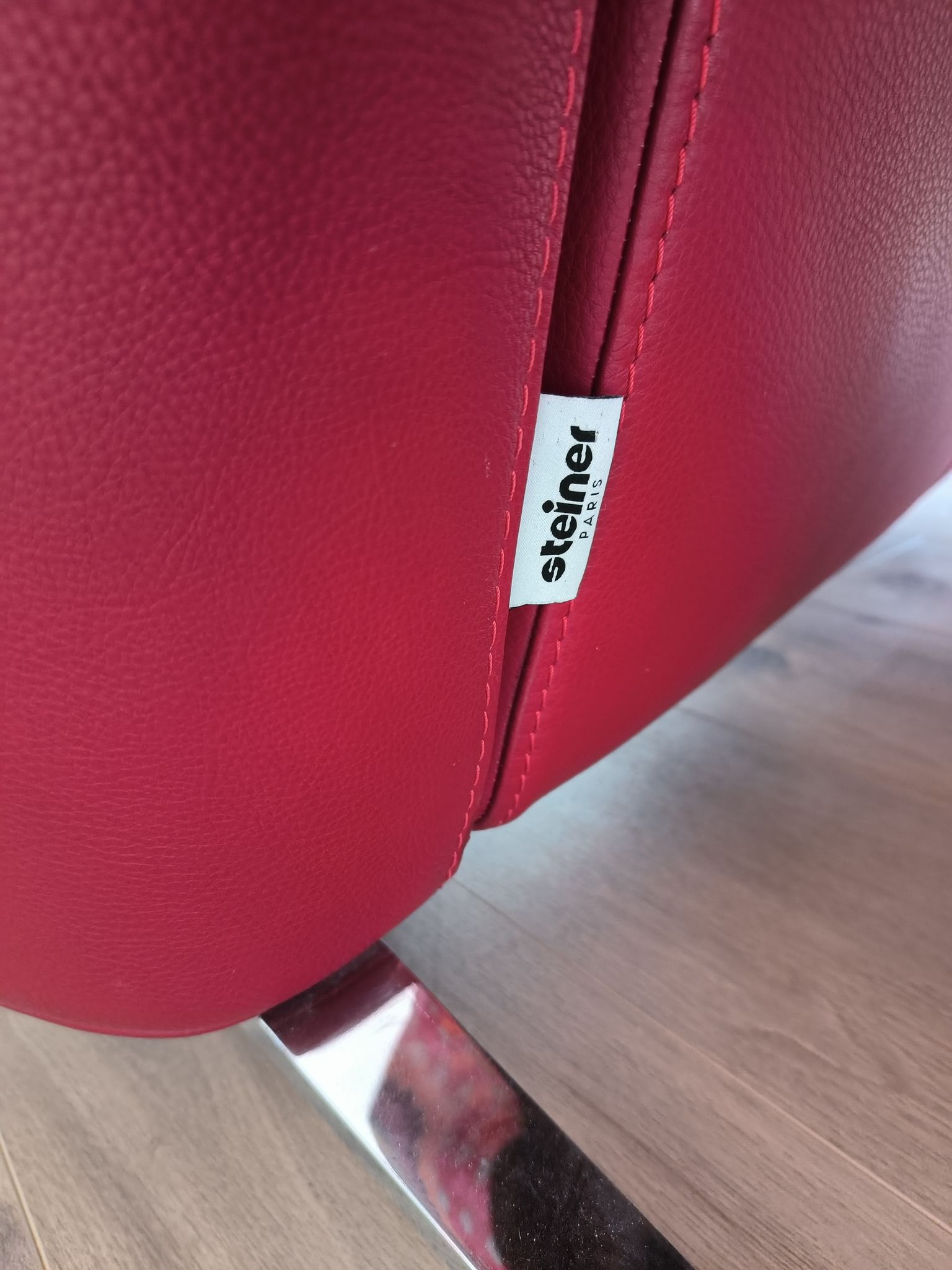 2-seater sofa & pouffe, Steiner Faubourg red leather