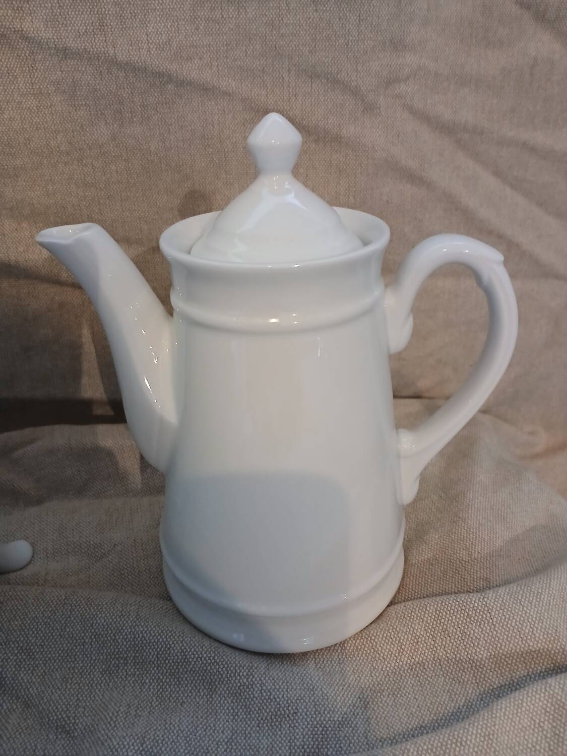 Set of 3 antique teapots/coffee pots