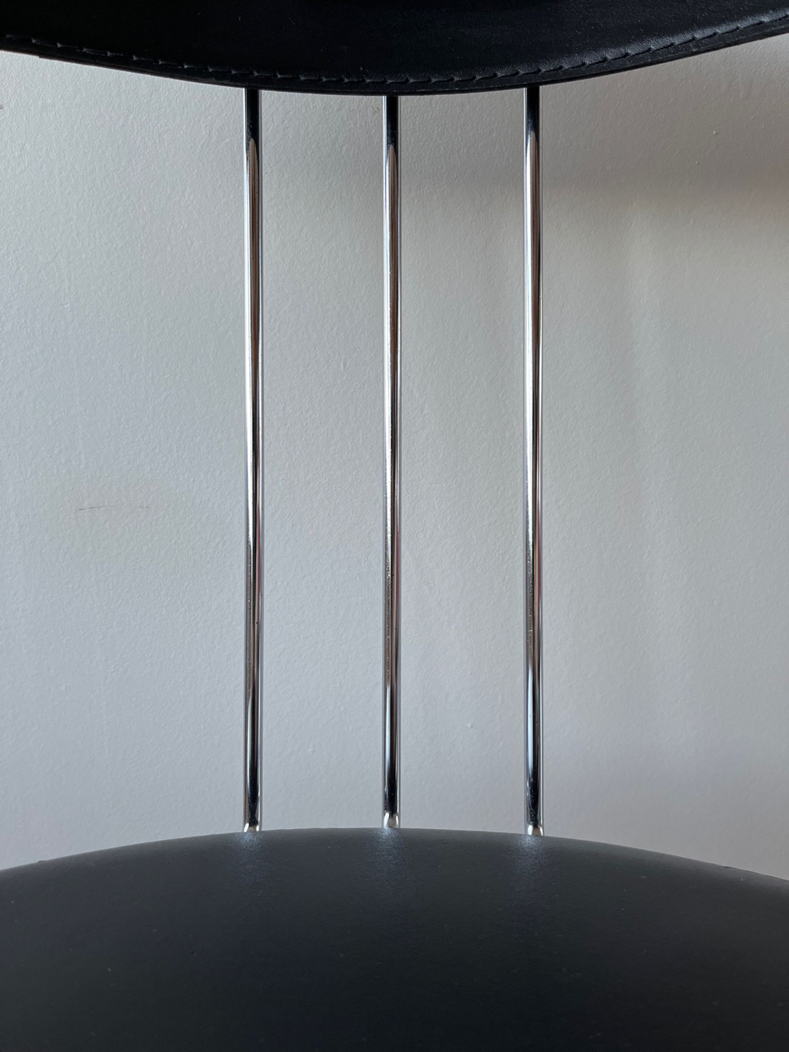 Duo de fauteuils années 70-80