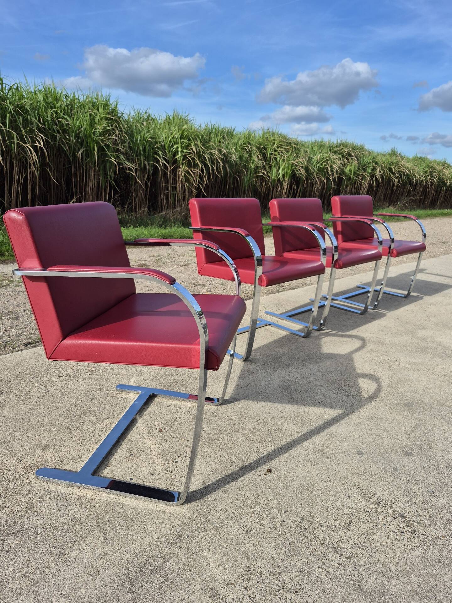 Set 4 - red chrome Brno armchair flat bar- Ludwig Mies vd Rohe bauhaus