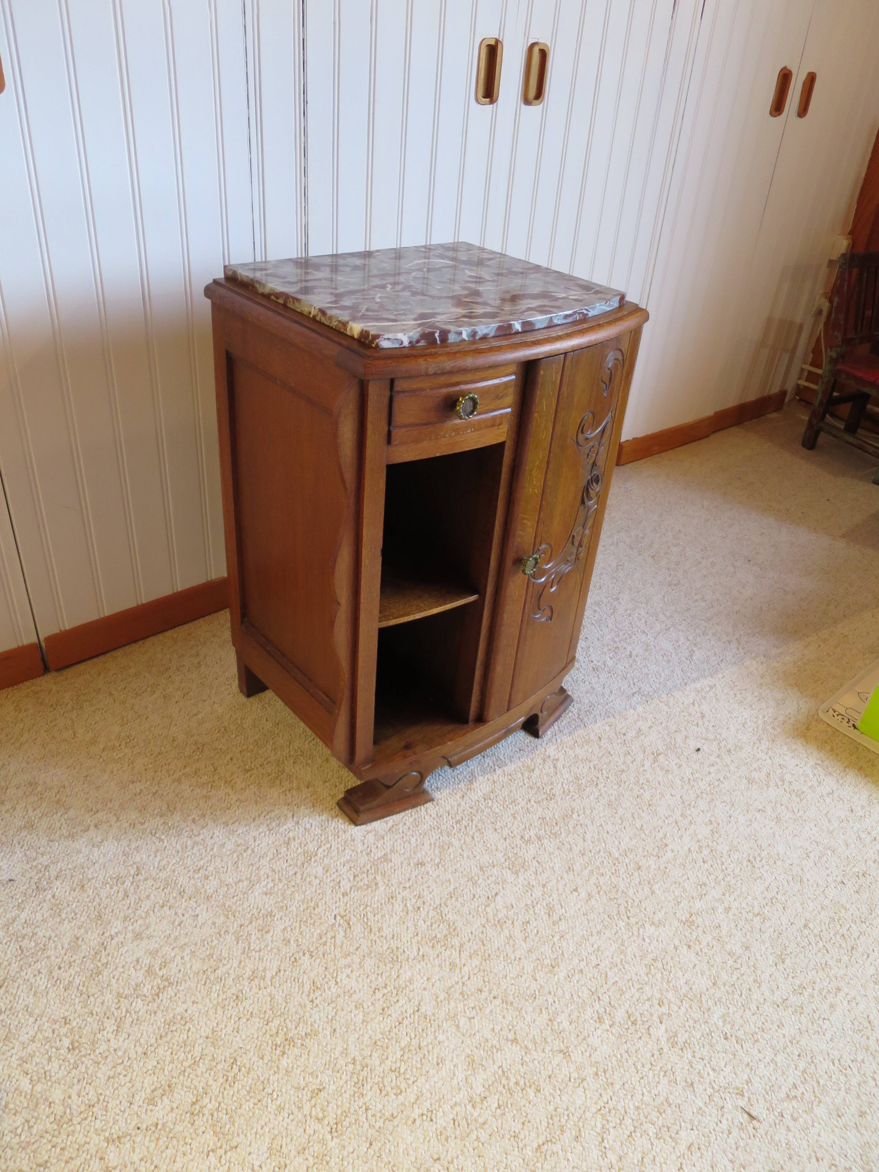 Bedside table - occasional furniture - Art Deco - 1 door - 1930s