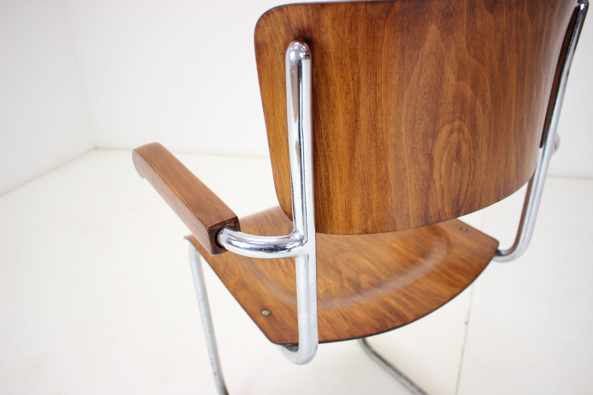 Restored Bauhaus Chrome Chair by Rudolf Vichr Prag, 1930s