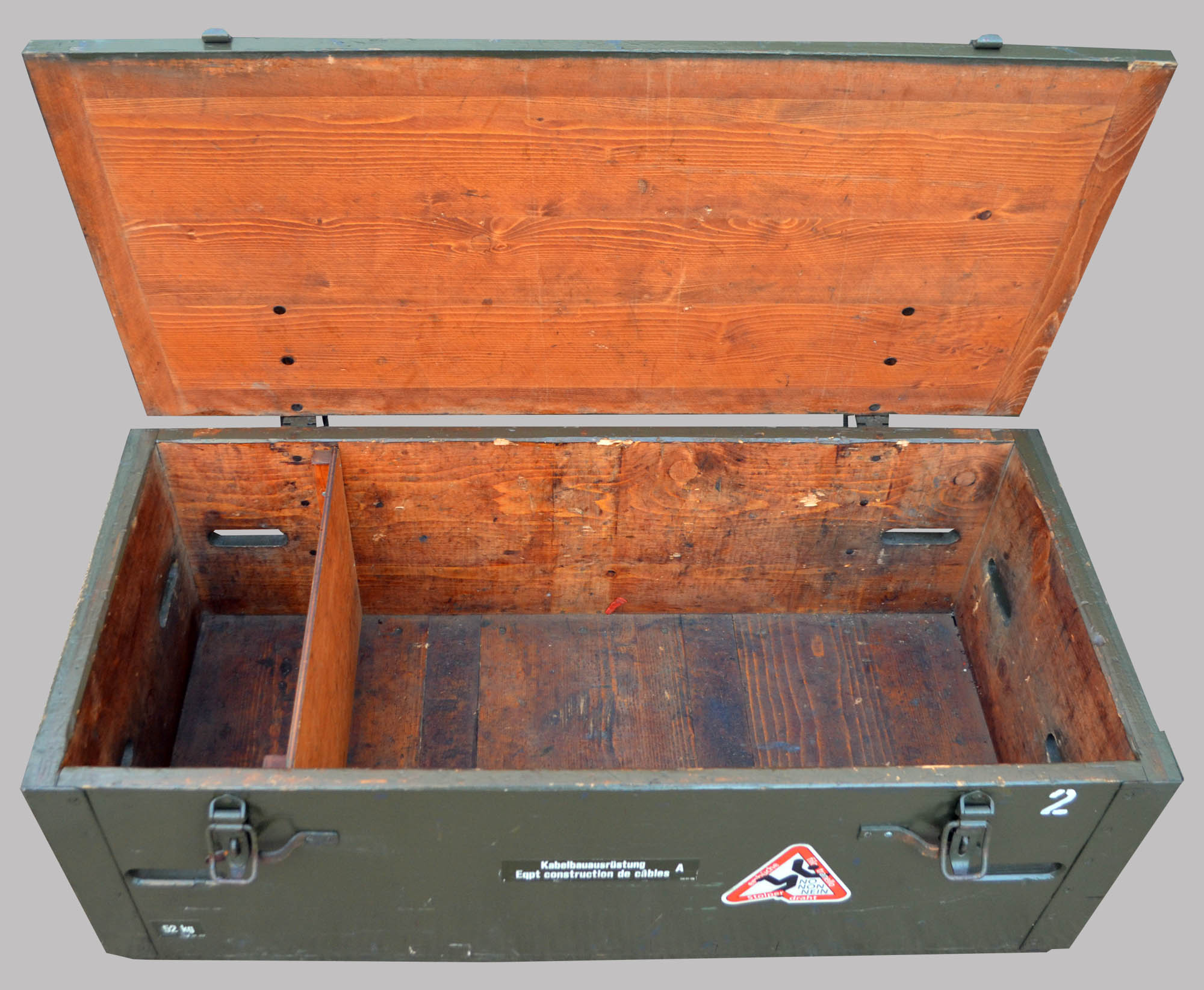 Military trunk