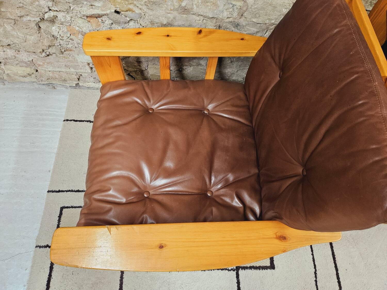 Pair of leather armchairs 1980