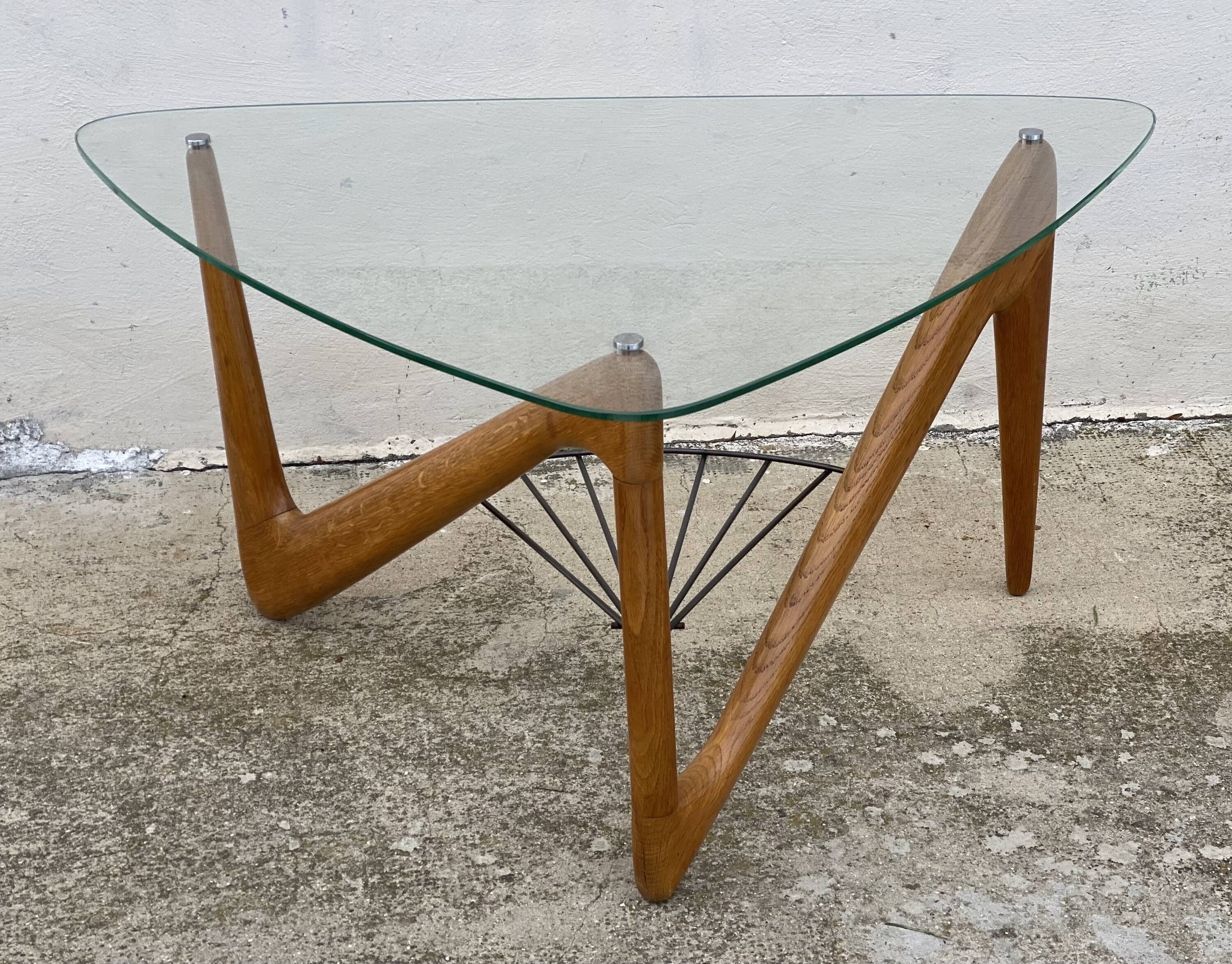 Table basse tripode zigzag par Louis SOGNOT design 1955