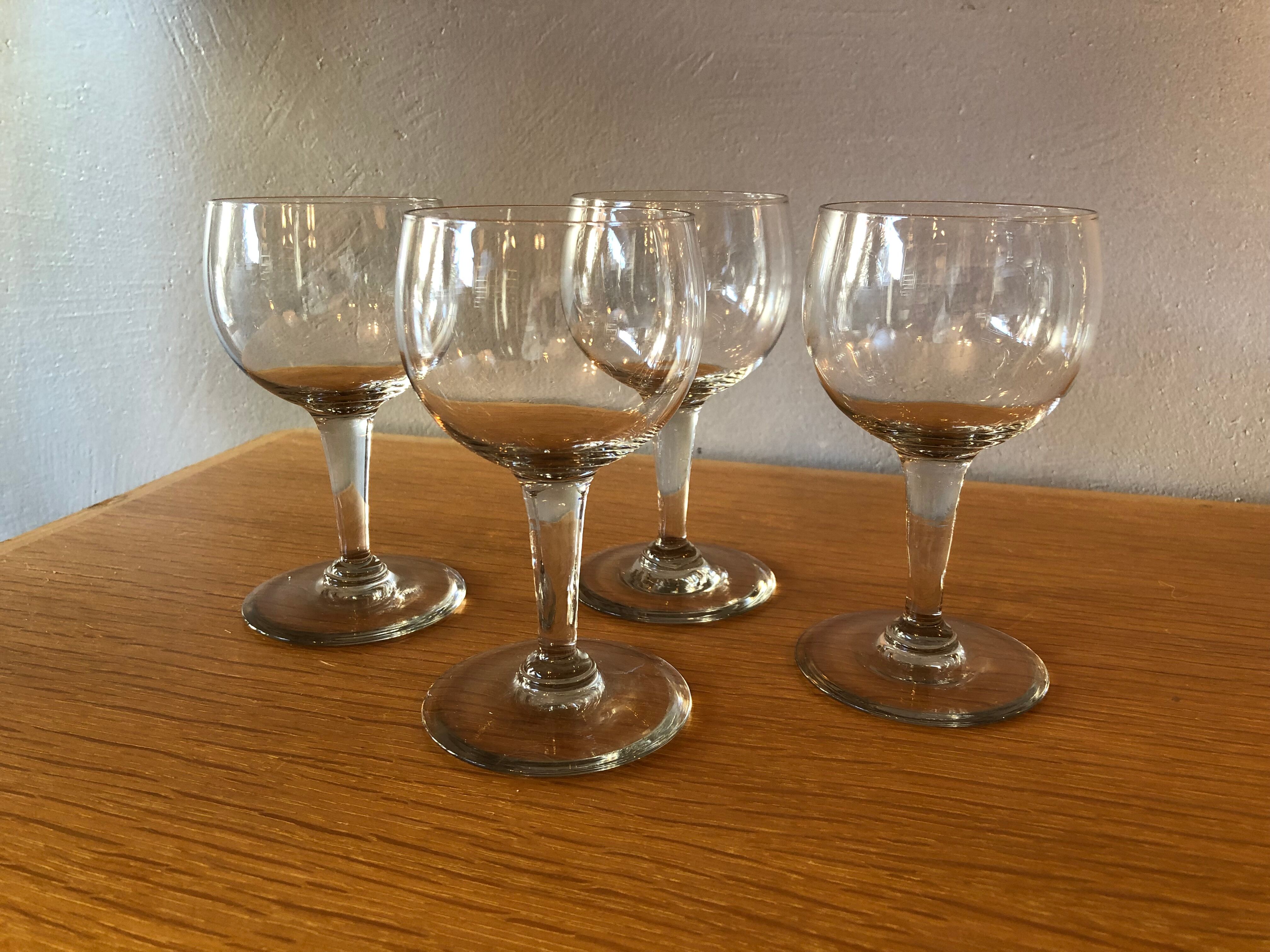 4 wine glasses balloon blown glass