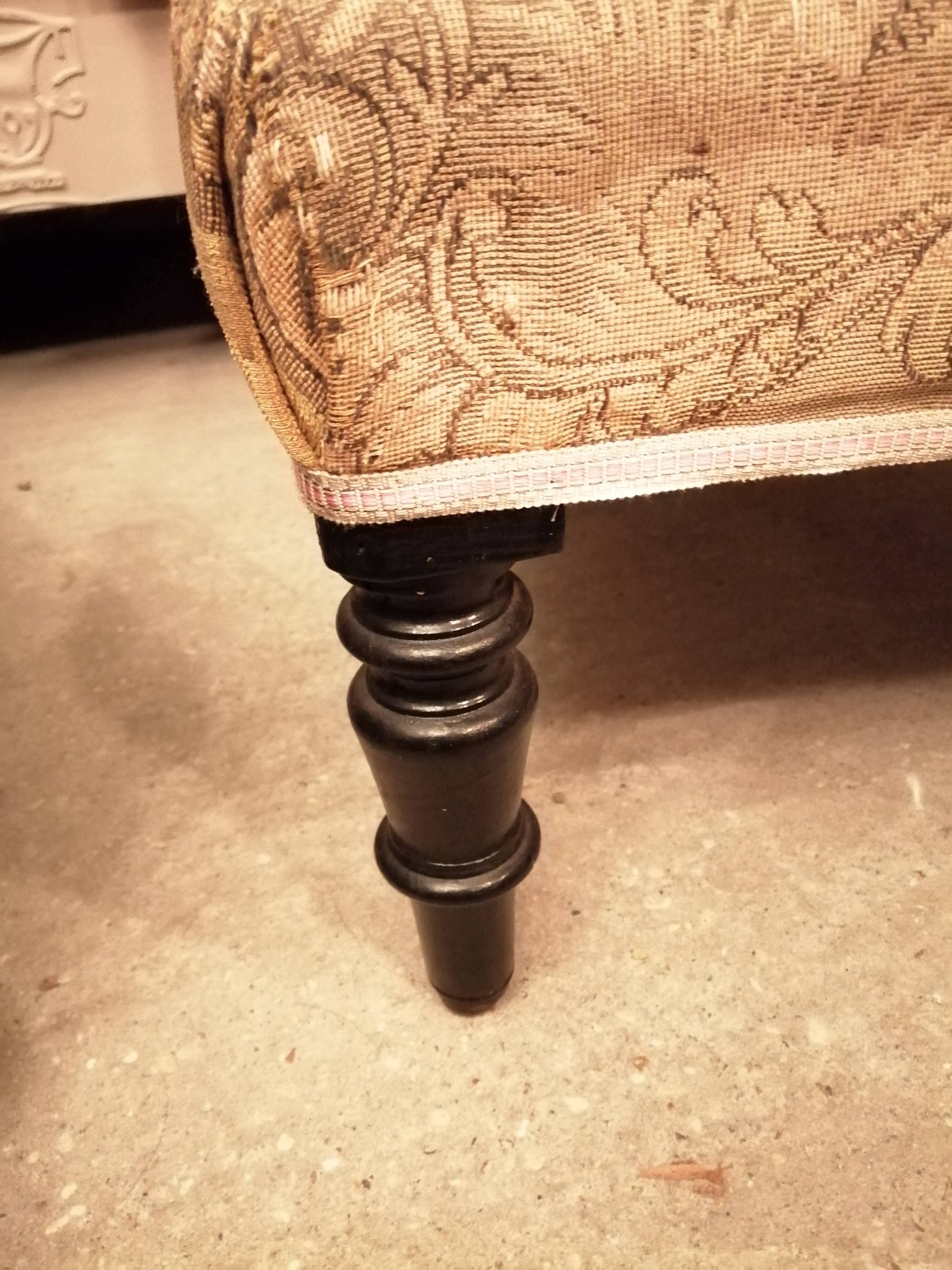 Pair of armchair