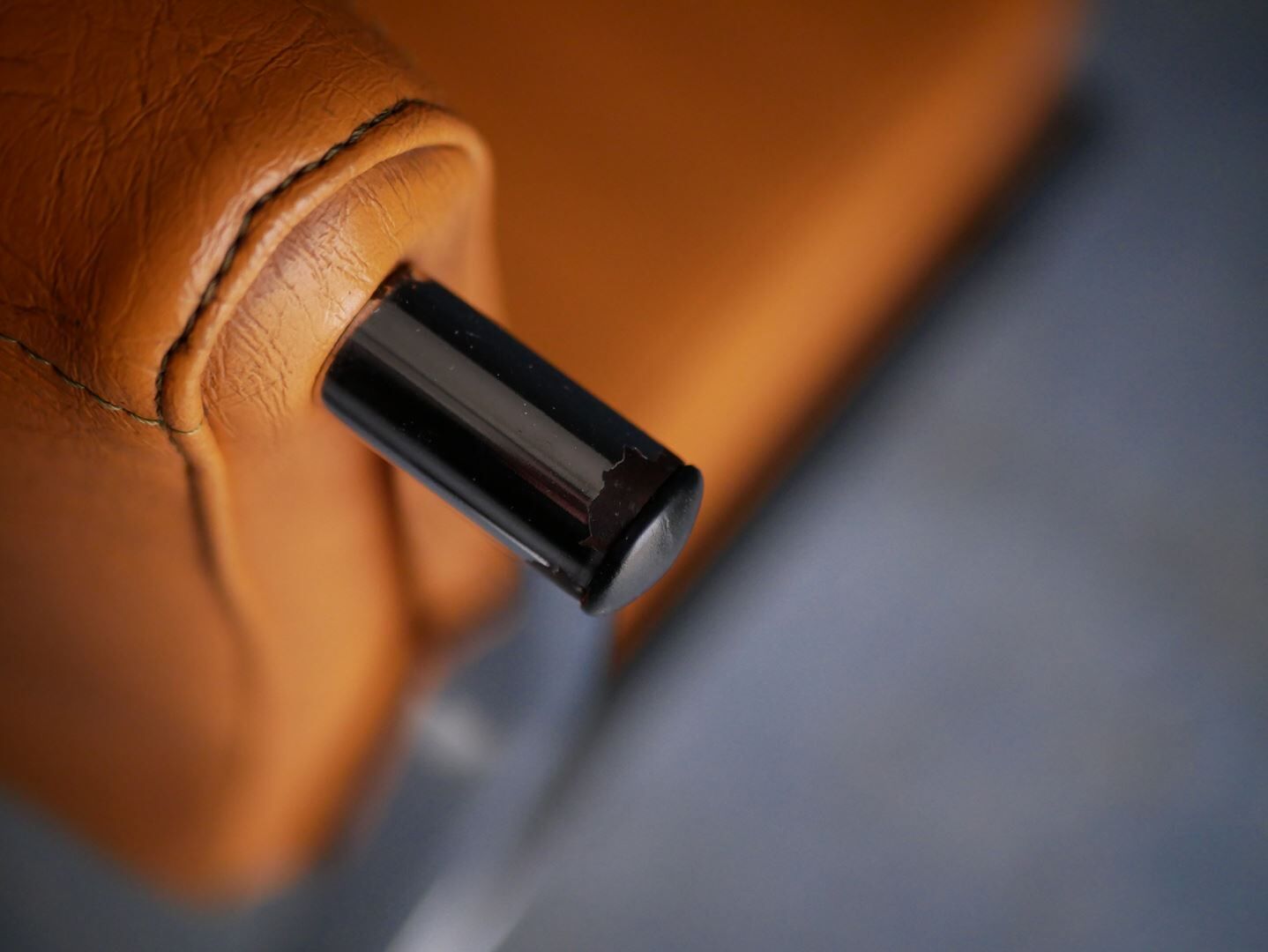 Pair of 70s design chairs