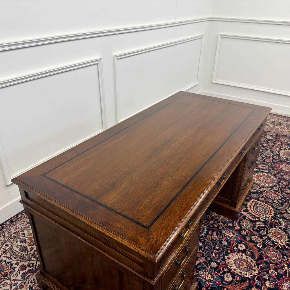 English Classic Eichholtz Desk