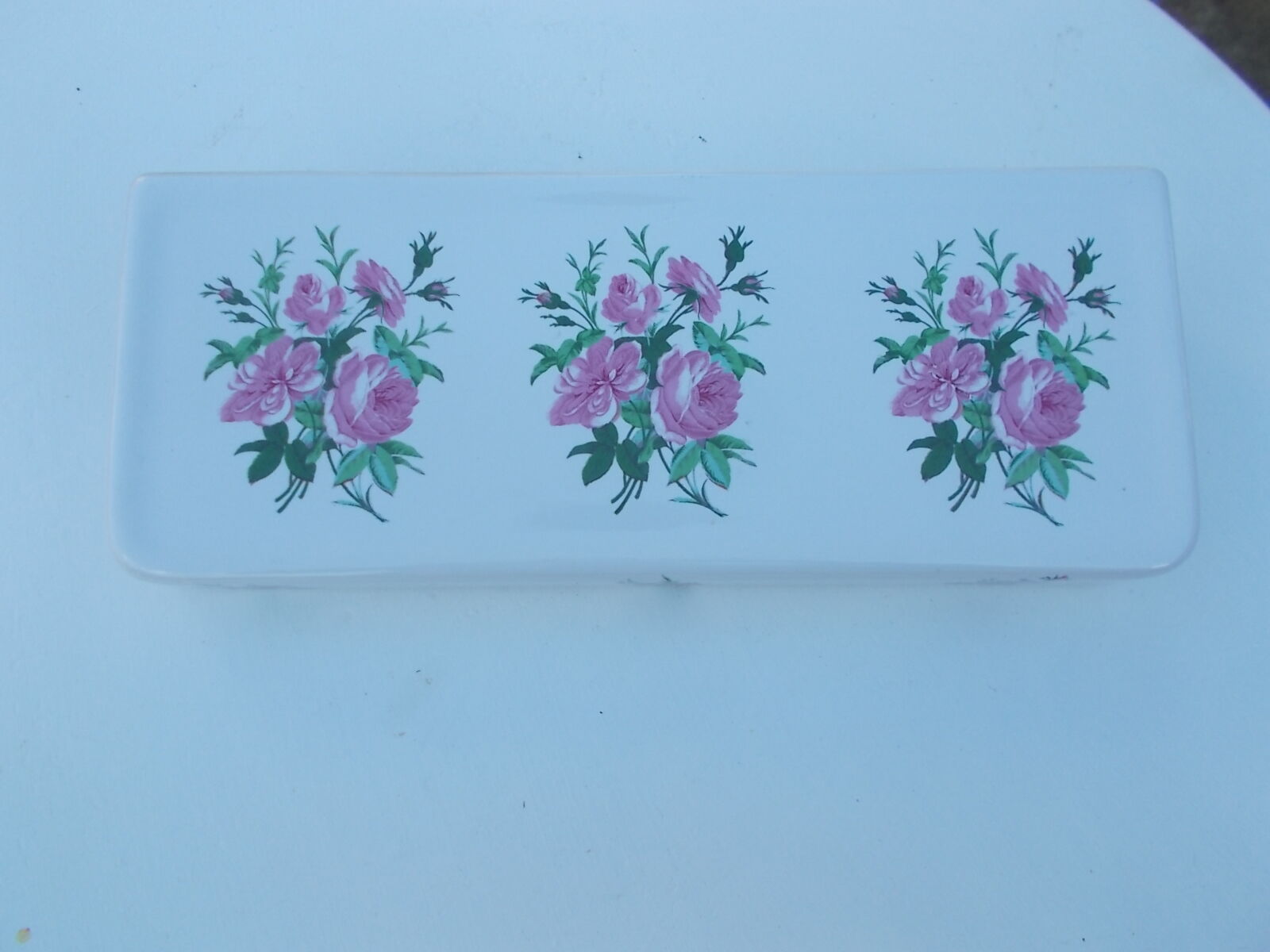 Auteuil porcelain shelf