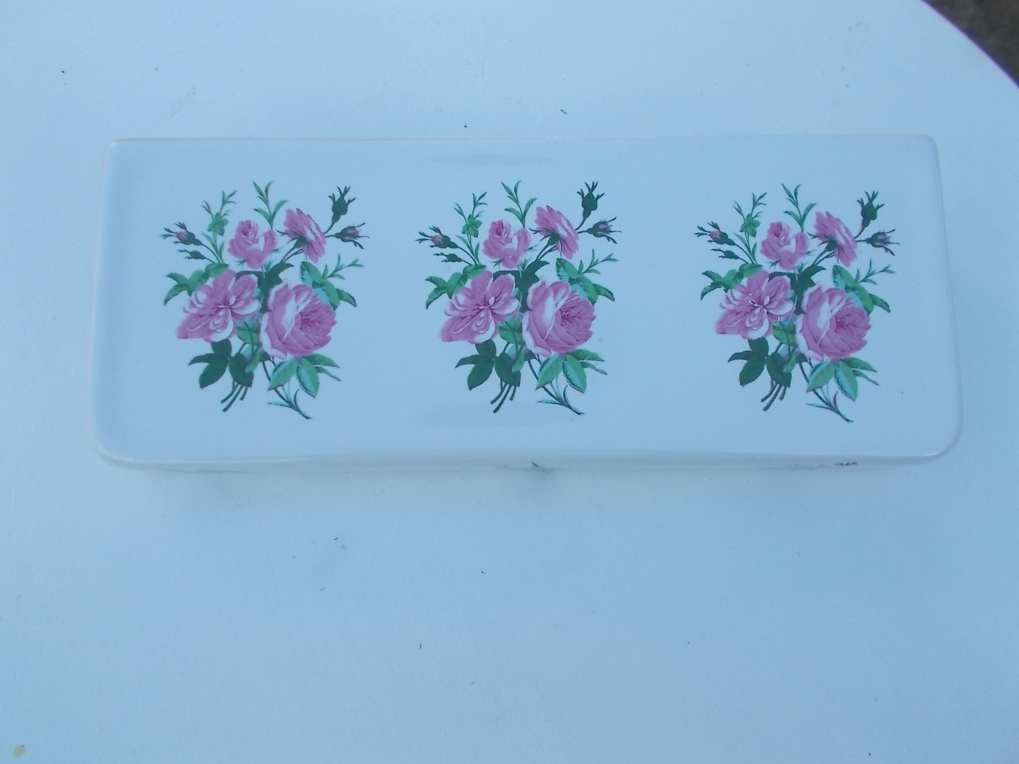 Auteuil porcelain shelf