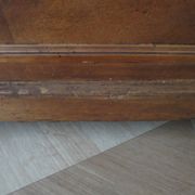 Louis Philippe style chest of drawers with 4 drawers in solid walnut and marble, 1900-1950.