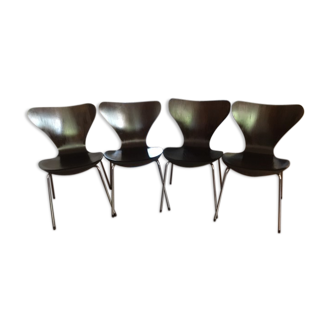 Series of 4 chairs 3107 by Arne Jacobsen edition Fritz Hansen