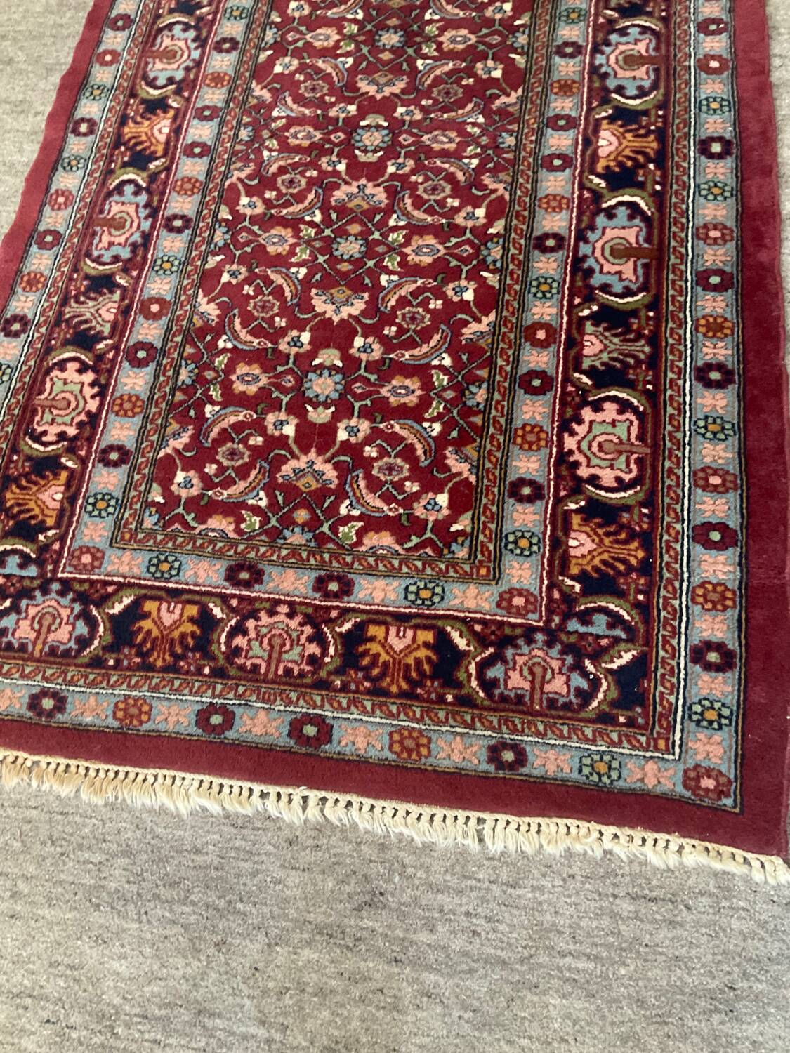 Vintage Persian woven wool rug 165x95