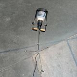 Vintage Italian Sintesi Terra folding floor lamp with tripod by Ernesto Gismondi for Artemide, 1970s.