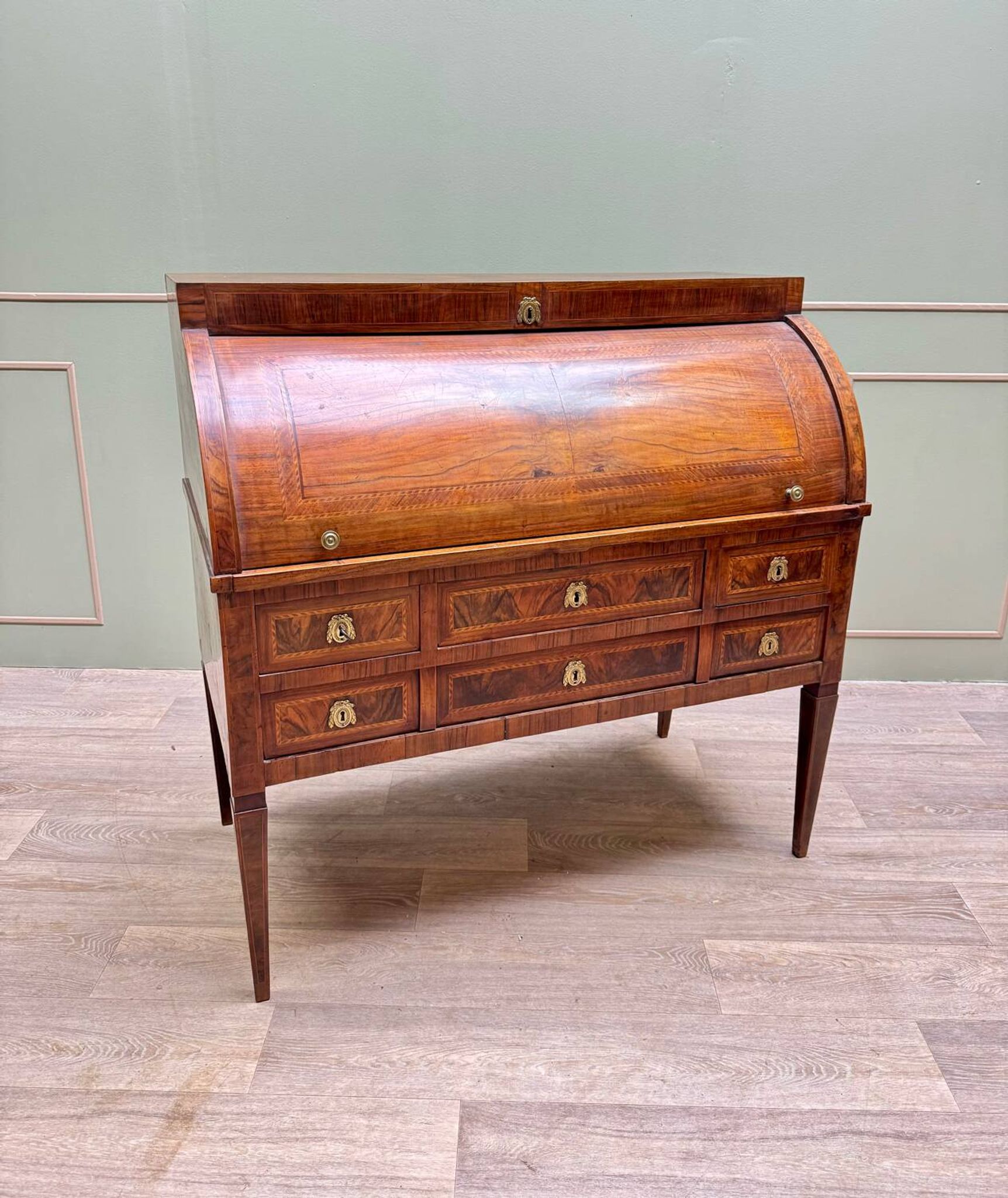 Cylinder Desk In Walnut Veneer From Louis XVI XVIII Eme Century