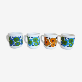 4 vintage Mugs Arcopal lotus