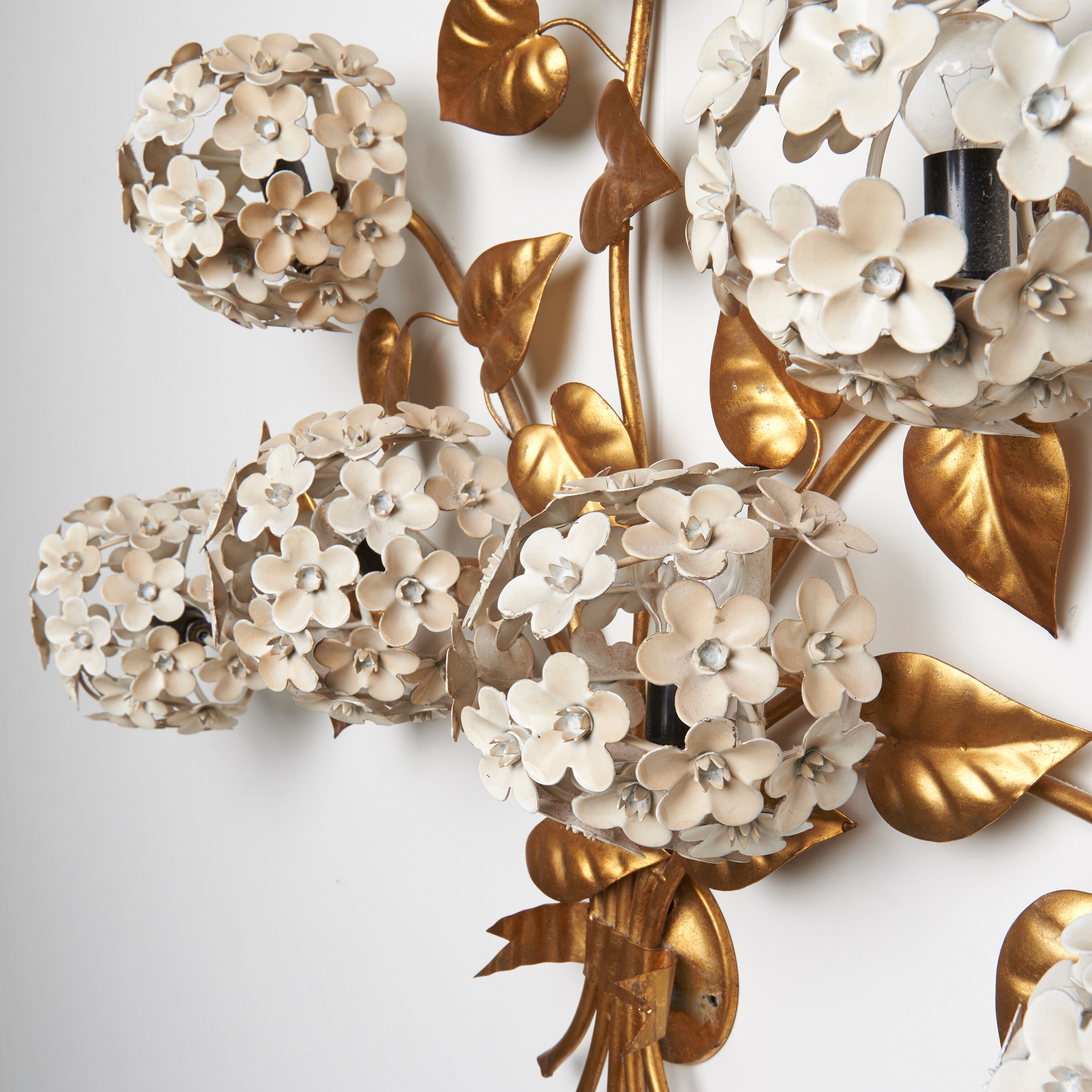 Vintage hydrangea wall lamp, 1950s