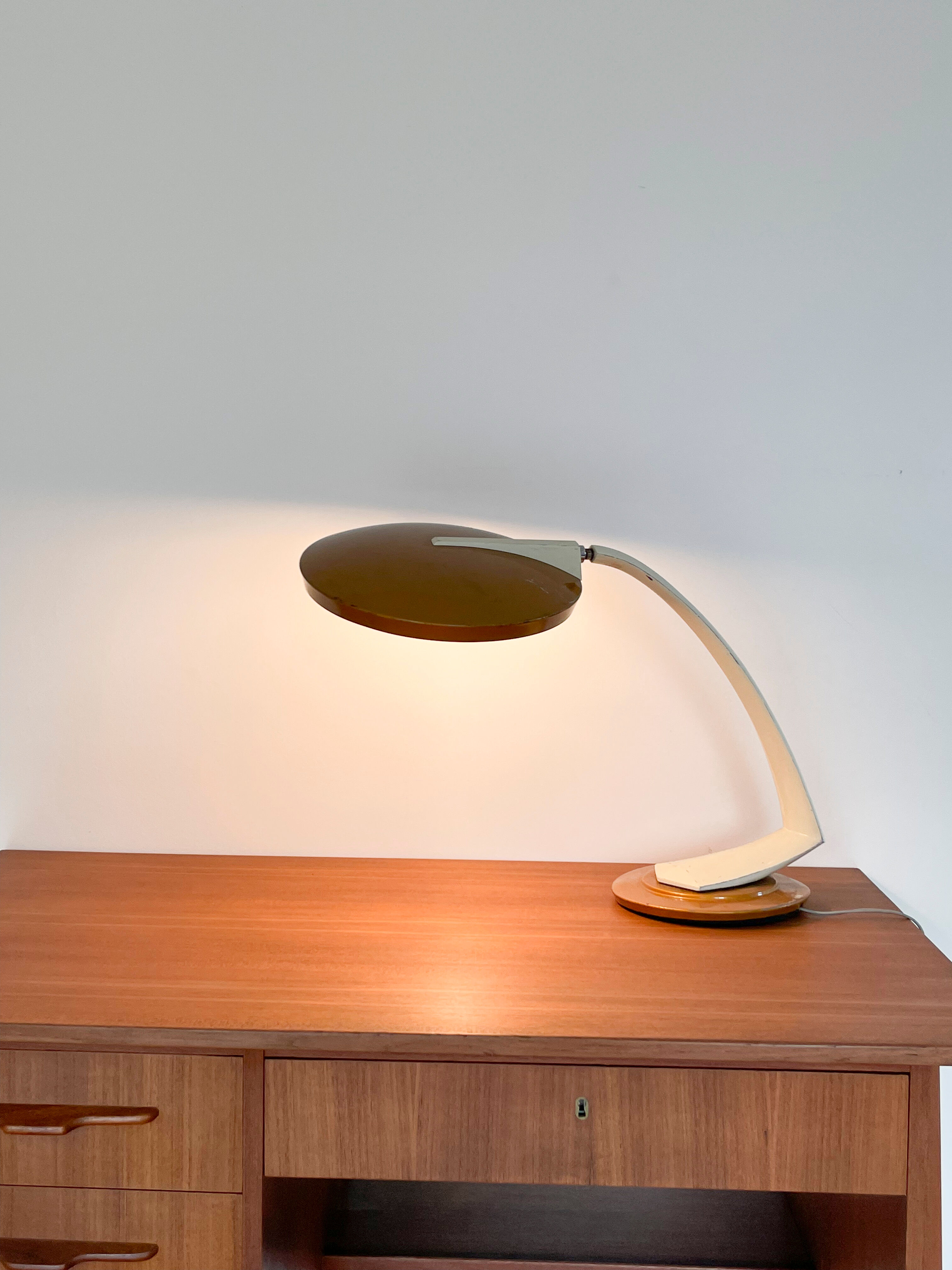 Fase lamp model Boomerang, 1960