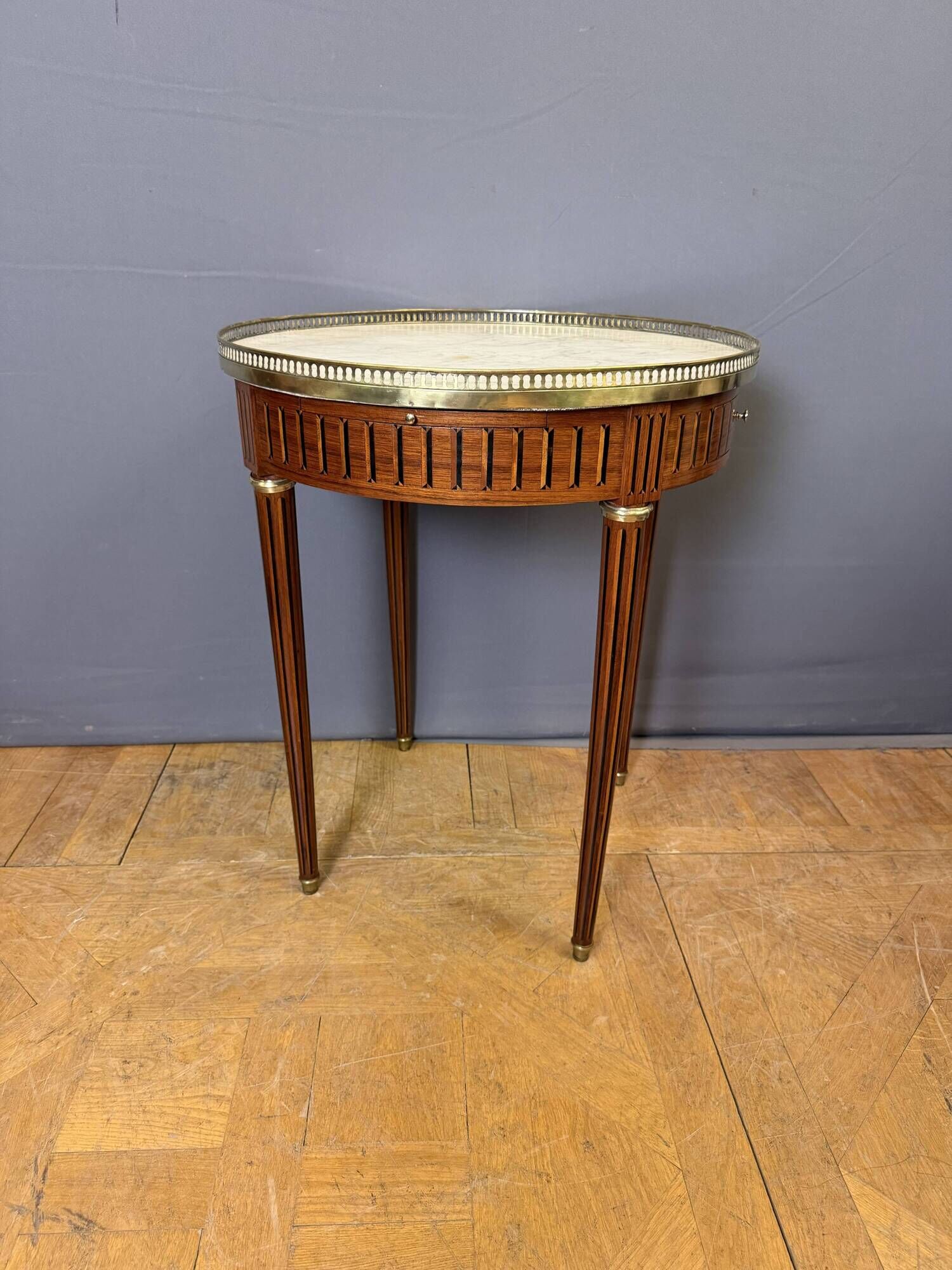 Louis XVI Bouillotte Table in rosewood marquetry