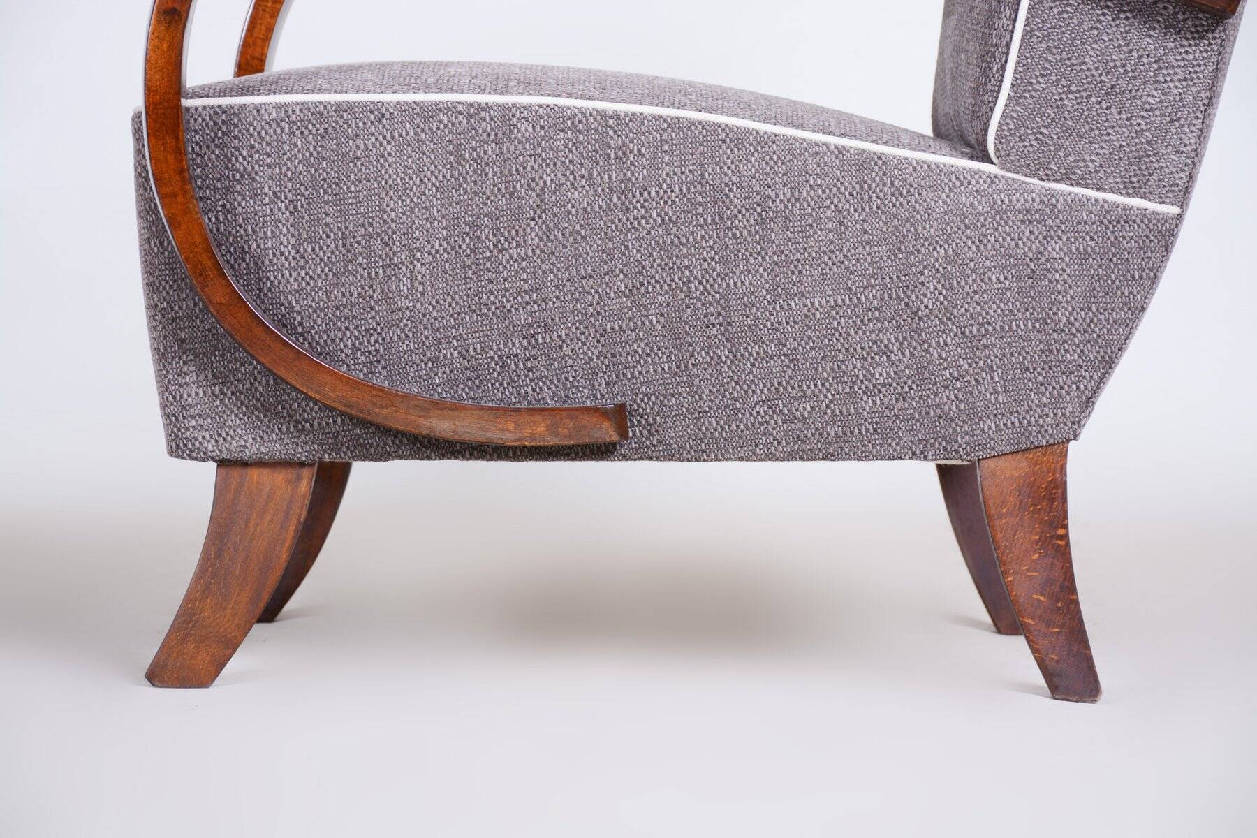 Czech Art Deco Beech Armchair attributed to J. Halabala for Up Zavody, 1930s