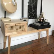 Meuble avec cannage