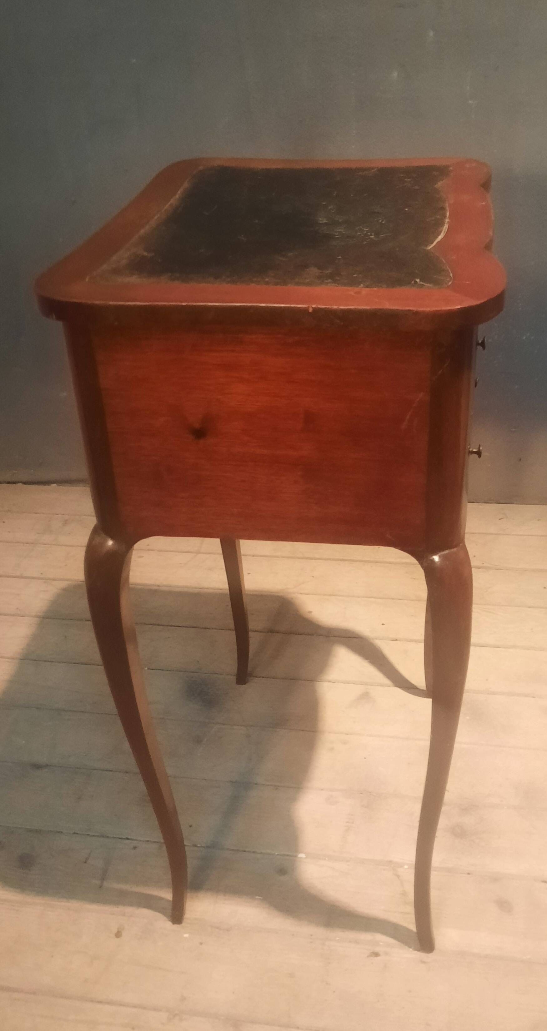 Louis XV style side table with a lectern.