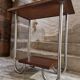 Table d'appoint moderniste française en placage acajou, 1930s–1950s