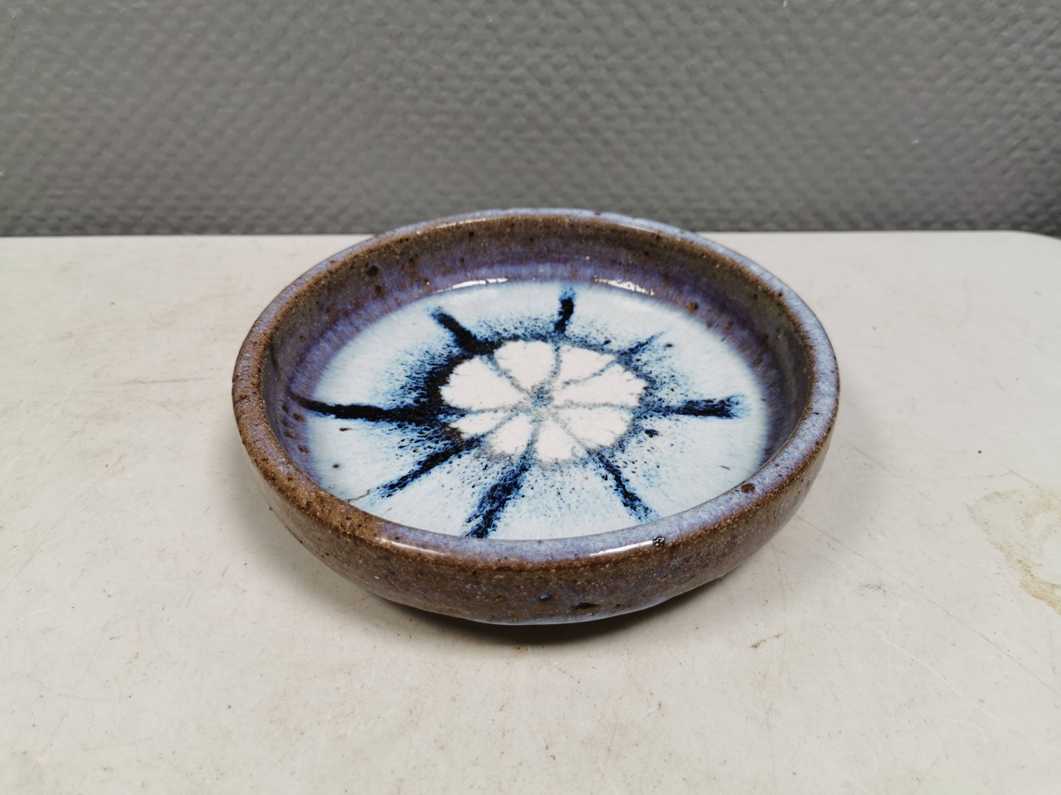 Dish/bowl by Harry Vincent Andersen, Denmark, 1970s.